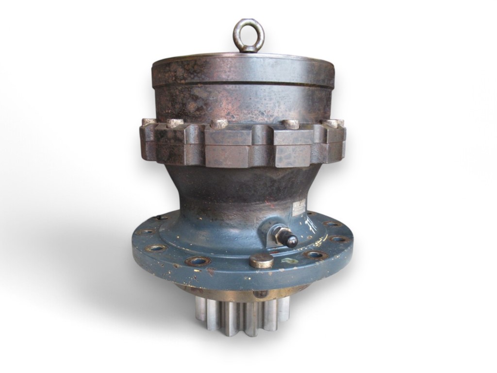 Hyundai –  39Q6-12100