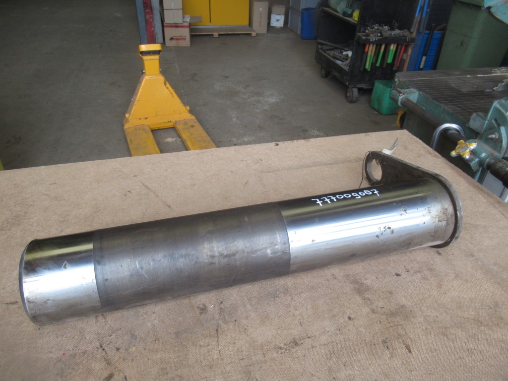 Hitachi – EX800